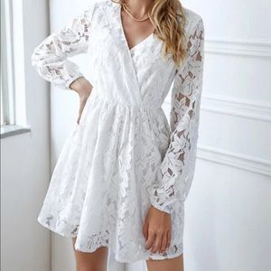 Lace sleeve mini dress